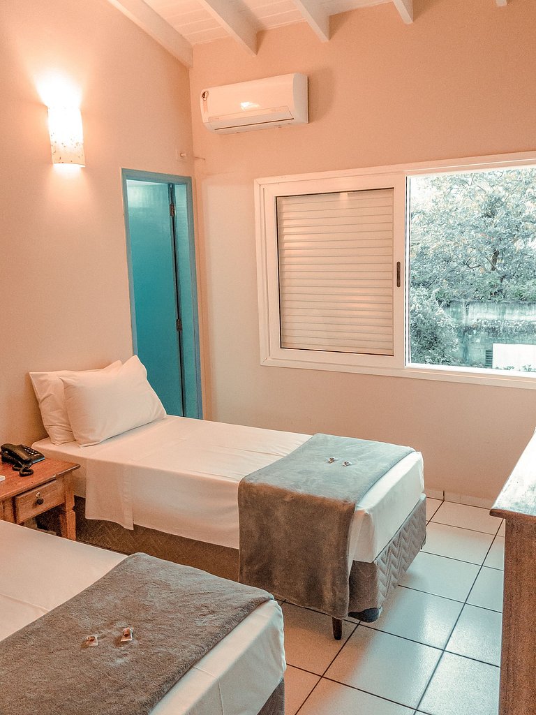 Suíte 904 - Chalé em Maresias/SP