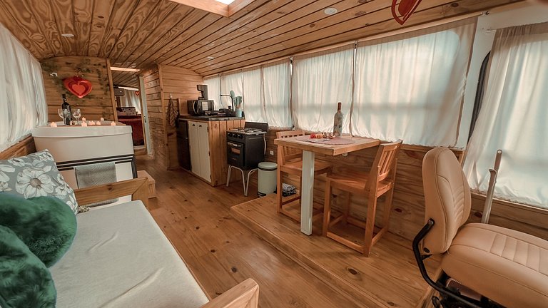 Ônibus 707 - Chalé em São Roque/SP